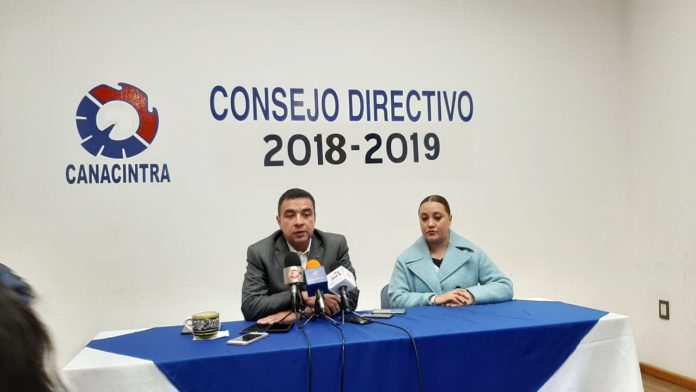 Cierre definitivo de 300 empresas y 14 mil empleos perdidos: CANACINTRA.