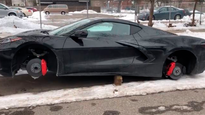 Roban llantas de un Corvette C8 2020, valuadas en más de 18 mil pesos 