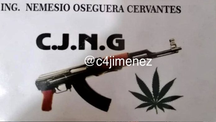 A nombre de “El Mencho” dejan tarjetas de presentación para extorsionar negocios