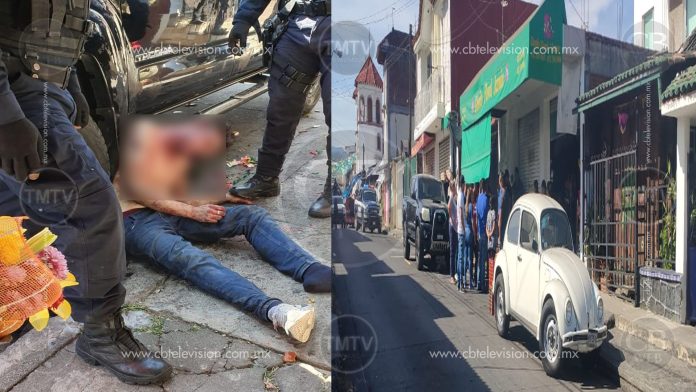 Baleó a pareja para robar una camioneta, ciudadanos lo capturan y le dan una golpiza