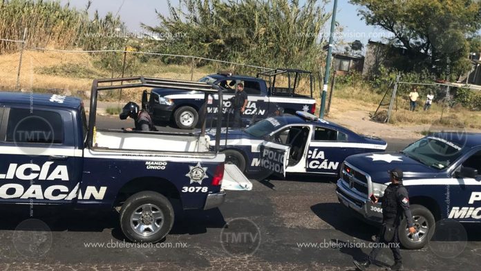 Michoacán: Abandonan cuerpo decapitado