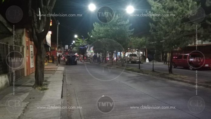 Lo matan a balazos afuera de un gimnasio