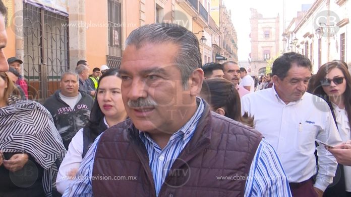 No se encarta ni se descarta posible candidatura para gobernador del estado; Morón Orozco
