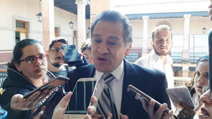 “Jamás me vendería”, dijo el diputado Osiel Equihua tras ayudar con su inasistencia a aprobar nuevo endeudamiento