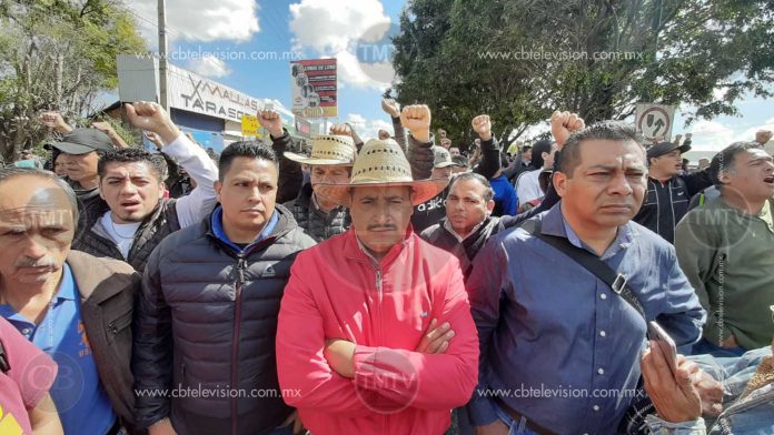 Tensa la elección del líder de la CNTE; se mantiene choque entre maestros