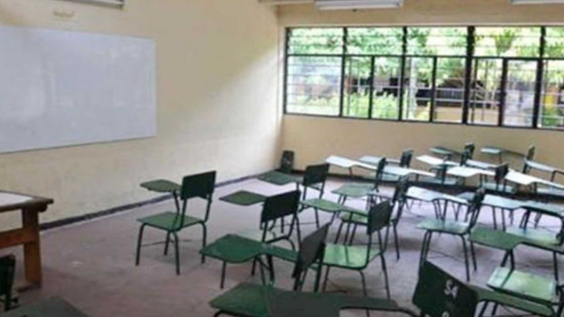 Michoacán: Prefecto abusó sexualmente de estudiante dentro de secundaria Michoacán: Prefecto abusó sexualmente de estudiante dentro de secundaria