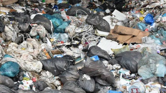 Pasa en México: Encuentran bebé sin vida dentro de un camión de basura
