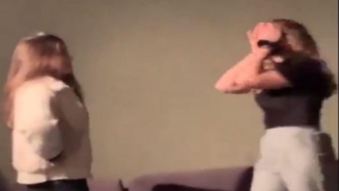 Video: Se entera que su mejor amiga se acostó con su ex; así reacciona