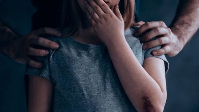 Morelia: Vinculan a proceso a hombre por besar en la boca a menor de 8 años