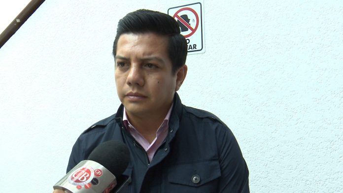 Cancelación de puentes largos golpeara economía de Michoacán: Escobar Ledesma