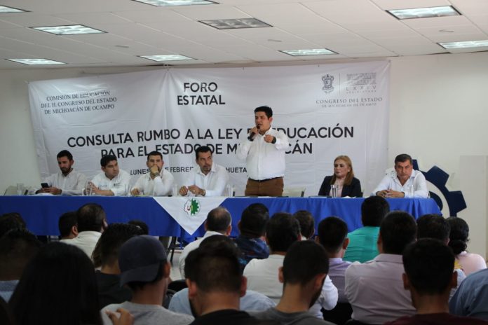 Toño Madriz llama al diálogo y a la unidad de los trabajadores de la educación en Michoacán