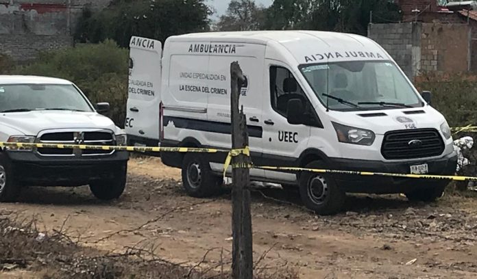 Localizan un ejecutado en Jacona; estaba desnudo en un predio