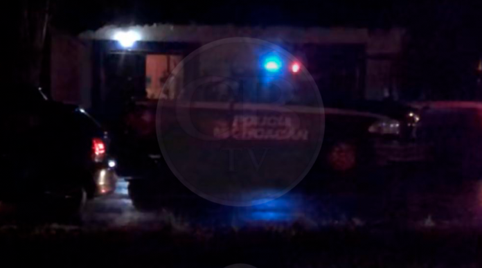 Localizan a sicarios muertos y camionetas abandonadas en Tangamandapio
