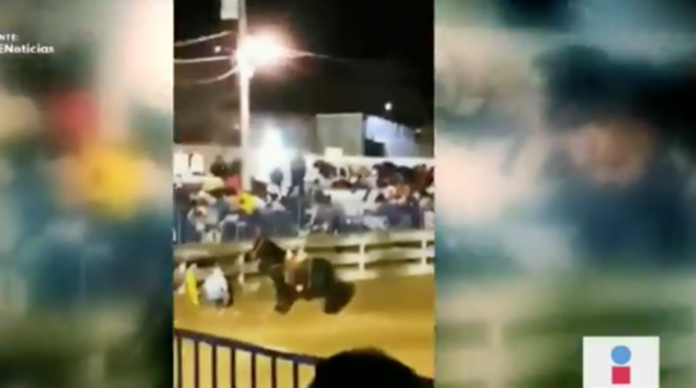 VIDEO: Pánico en jaripeo, comando dispara contra asistentes