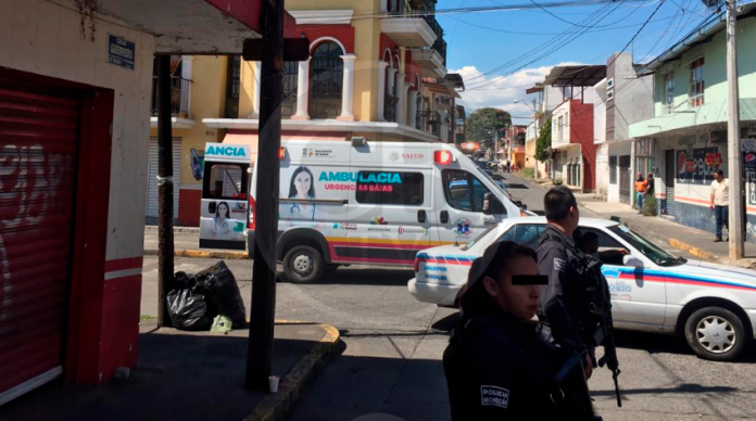 Asesinan a joven en una tienda de abarrotes en la Ramón Farías