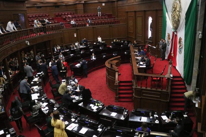 Diputados aprueban reforma de actualización de atlas de riesgo en Michoacán