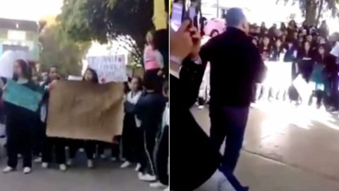 Despiden a director de secundaria que culpó a niñas de provocar acoso