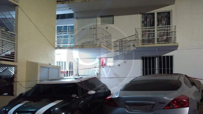 Morelia: Asesinan a un hombre en la cochera de su casa