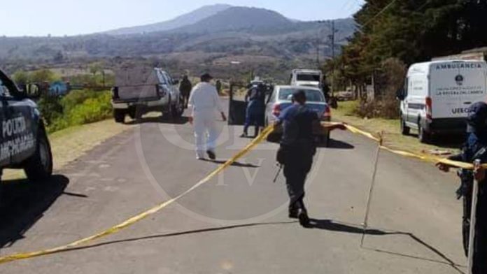 Sube a 12 cuerpos enterrados dentro de una finca de Coeneo
