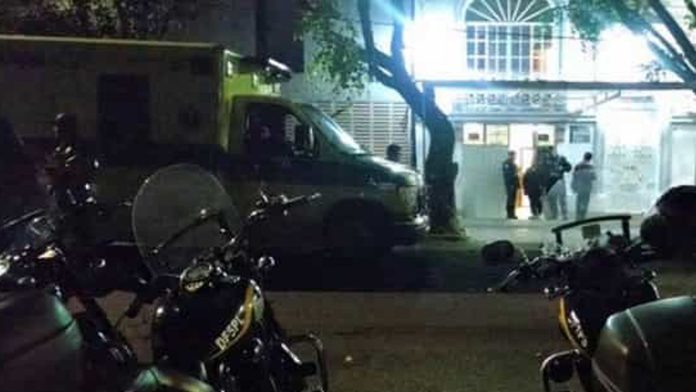 En México: Iba a recoger el cuerpo de su hijo al hospital y la balean afuera