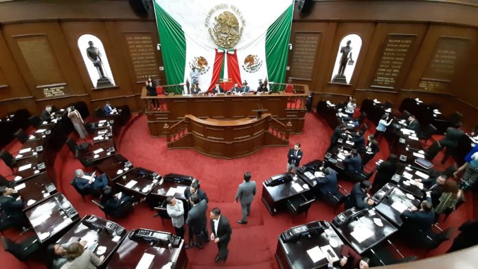 Congreso de Michoacán y CMIC buscan erradicar corrupción de la construcción de obras públicas