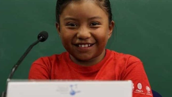 Niña chiapaneca gana premio de ciencia nuclear de la UNAM