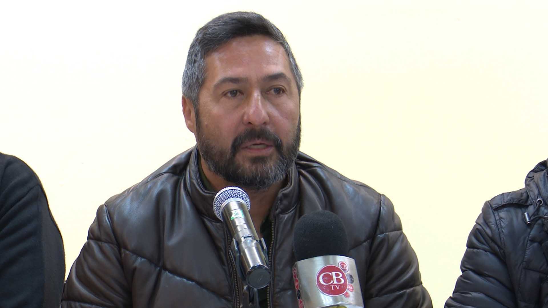 Báez Ceja reafirma su interés por la gobernatura de Michoacán Báez Ceja reafirma su interés por la gobernatura de Michoacán
