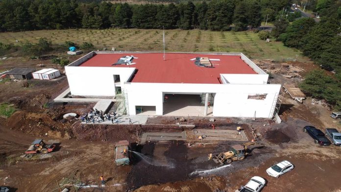Suman más de 160 MDP invertidos en espacios educativos en gestión de Víctor Manríquez