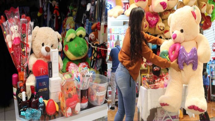 Mercados municipales ofrecen excelentes artículos y productos para el “Día del Amor y la Amistad”