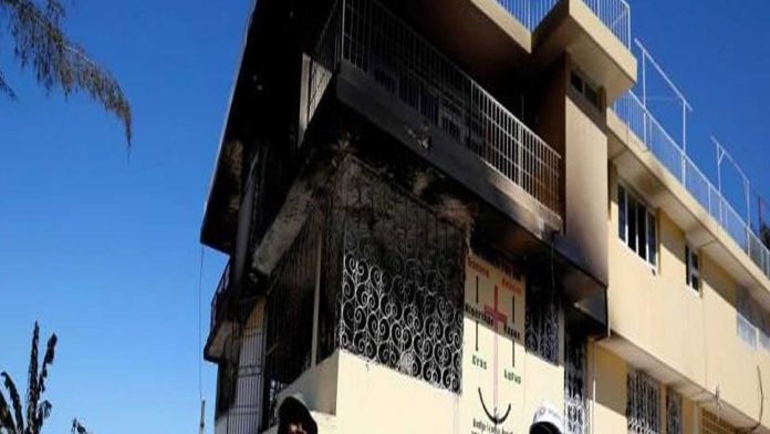 Mueren 15 niños tras incendio en orfanato