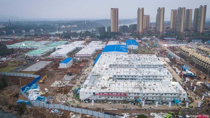 En 10 días, China construyó hospital para pacientes con coronavirus