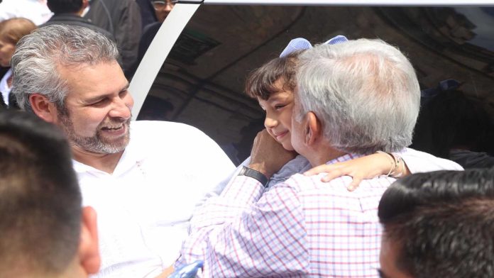 Con un gobierno cercano a la gente, AMLO mantiene aprobación de 71%, destaca Alfredo Ramírez