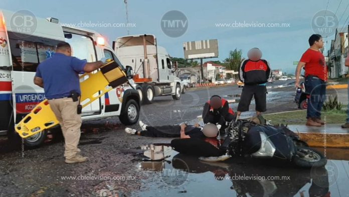 Muere motociclista al chocar con una camioneta