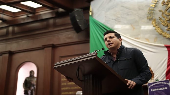 Escobar Ledesma urgió la implementación de una estrategia de seguridad en Michoacán