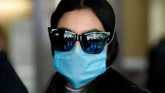 Cubrebocas no protege del coronavirus: Secretaría de Salud