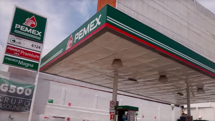 Reportan gasolina a 17 pesos en Morelia