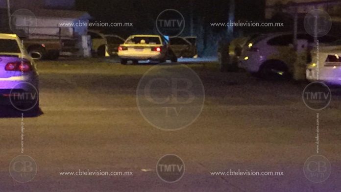 Atacan a balazos a taxista de Uruapan, pero sobrevive