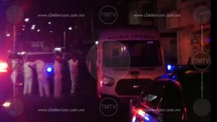 Asesinan a balazos a un motociclista en calles de Jacona