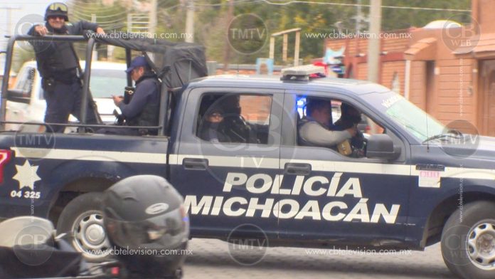 MATAN A MUJER