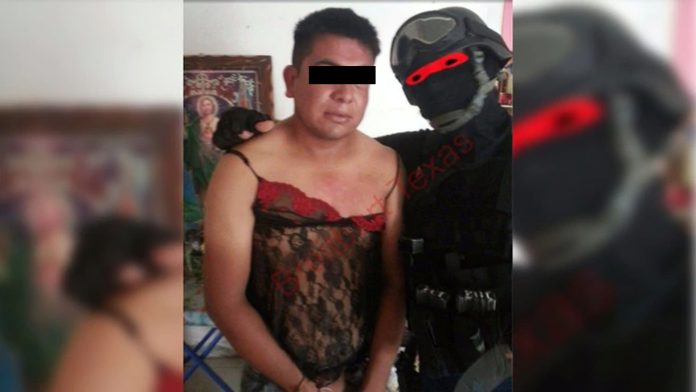 Hombre cazaba narcos y los vestía con lencería para exhibirlos en redes sociales