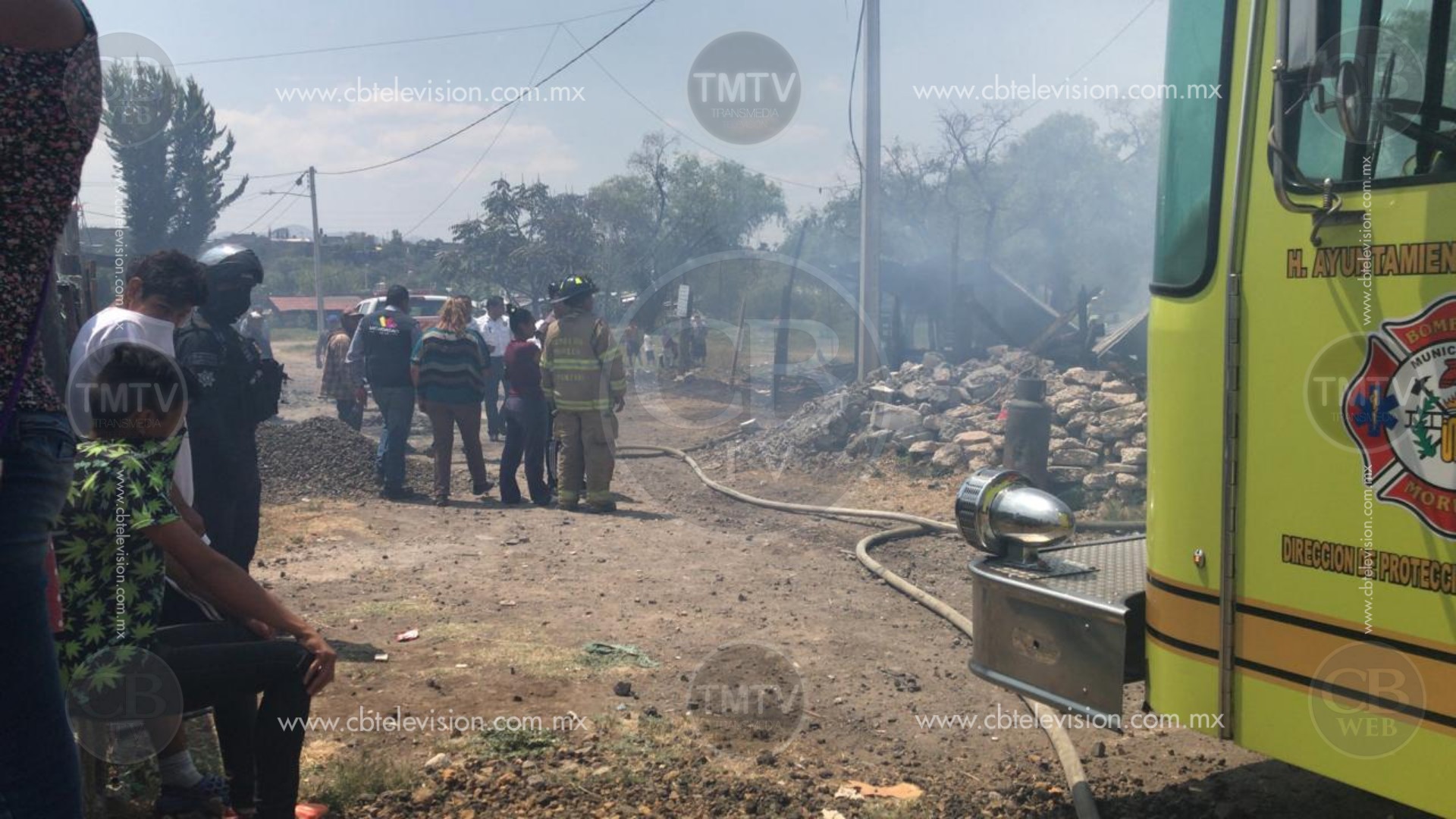 Se incendian viviendas en presa de Los Reyes Se incendian viviendas en presa de Los Reyes