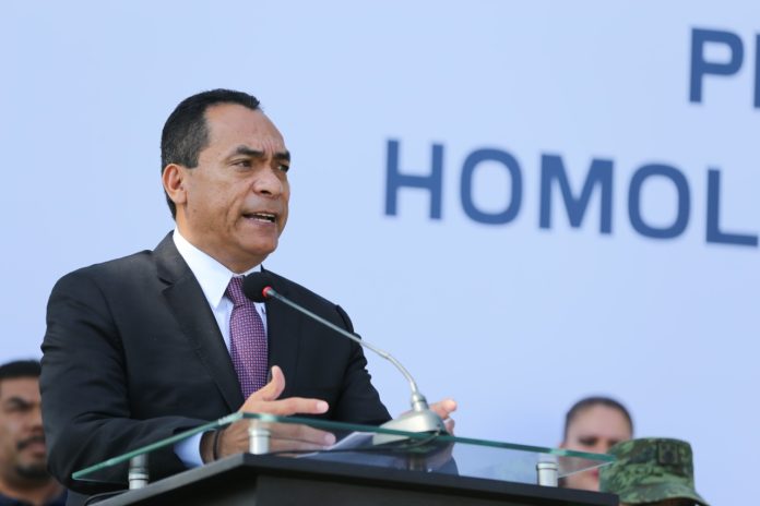 FGE otorga incremento salarial a sus servidores públicos