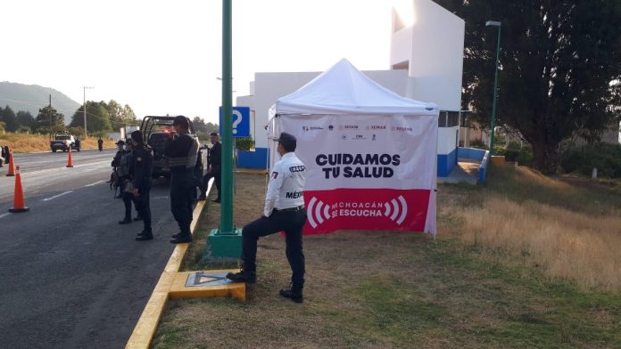 Con 632 oficiales, vigila Michoacán sus fronteras en 12 filtros sanitarios