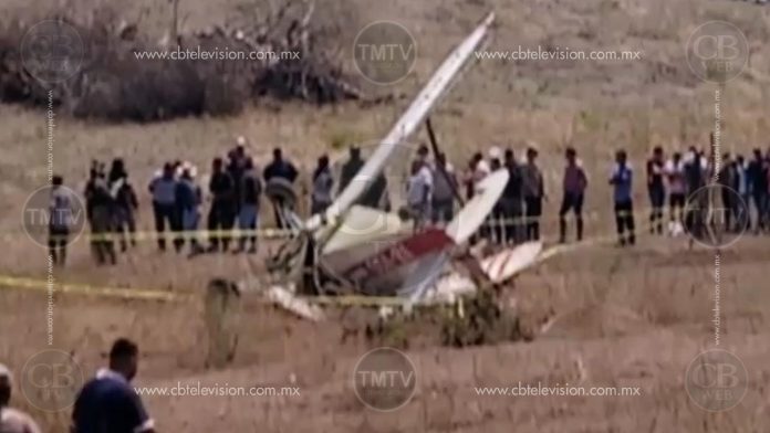 Se desploma avioneta en Tepalcatepec