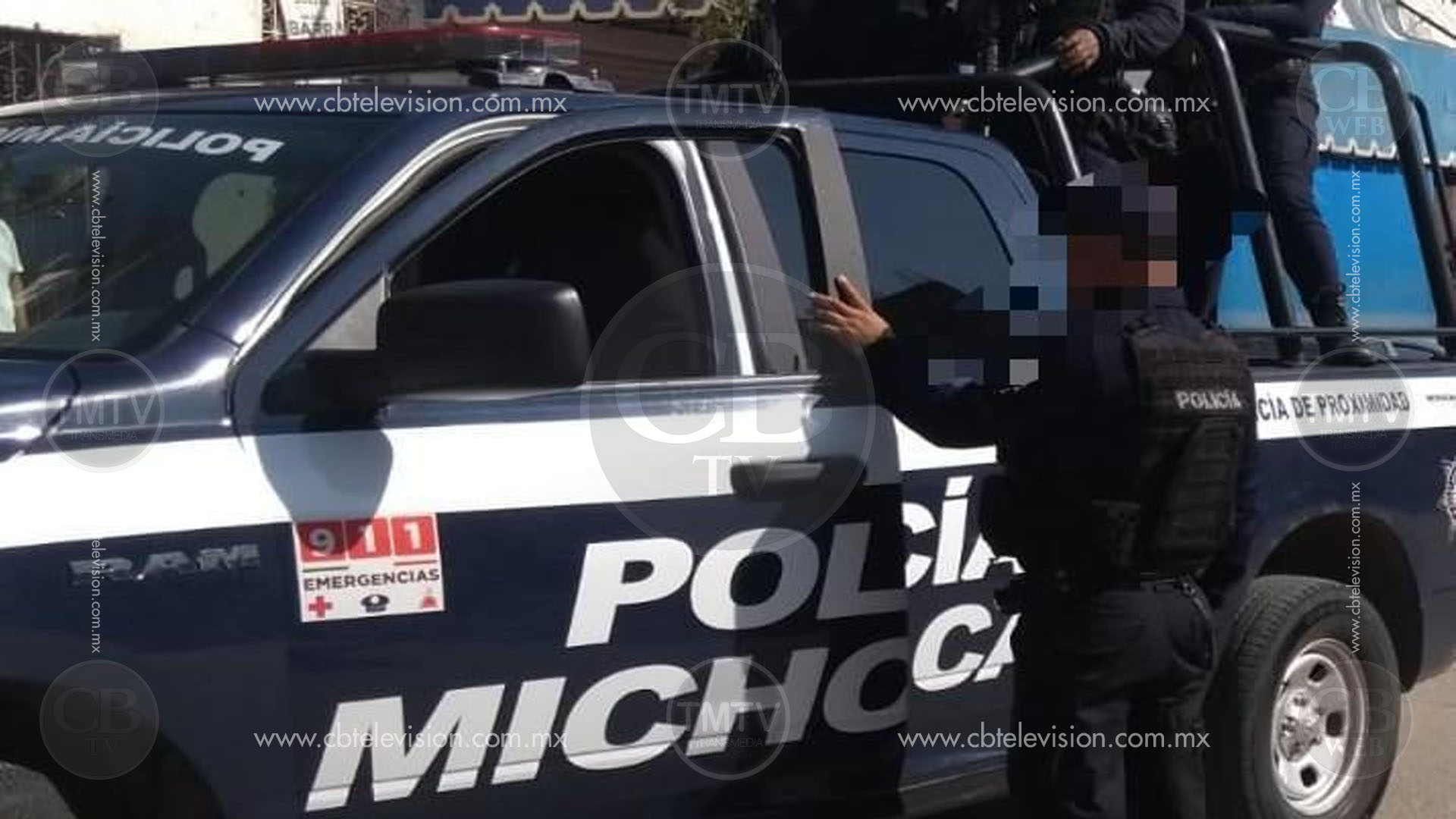 Les arrojan un encobijado en Presa de los Reyes Les arrojan un encobijado en Presa de los Reyes