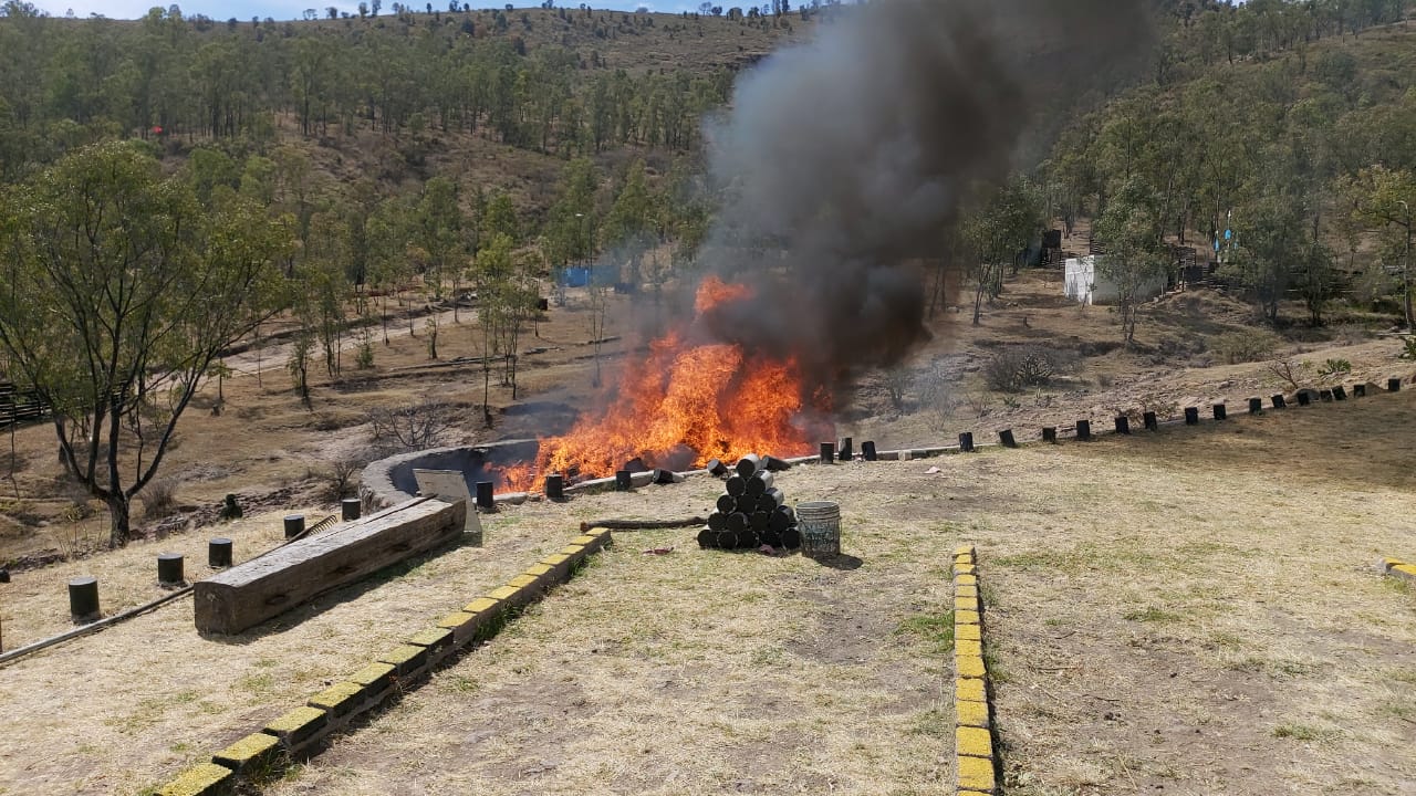 Sedena incinera más de media tonelada de narcóticos en Morelia Sedena incinera más de media tonelada de narcóticos en Morelia