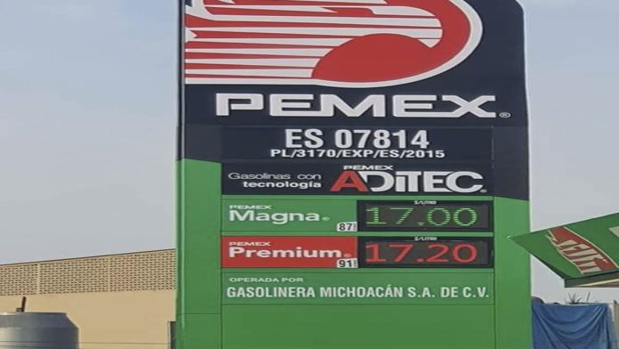 Gasolina a 17 pesos el litro en Uruapan