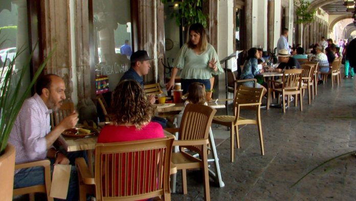 Ante el descenso económico por Covid-19, Canirac ofrece bonos gastronómicos.