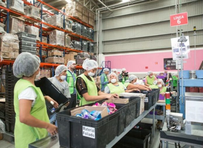 Industrias se mantienen firmes para evitar recortes de personal por covid-19
