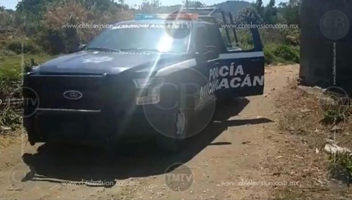Balacera deja dos detenidos y cuatro policías heridos